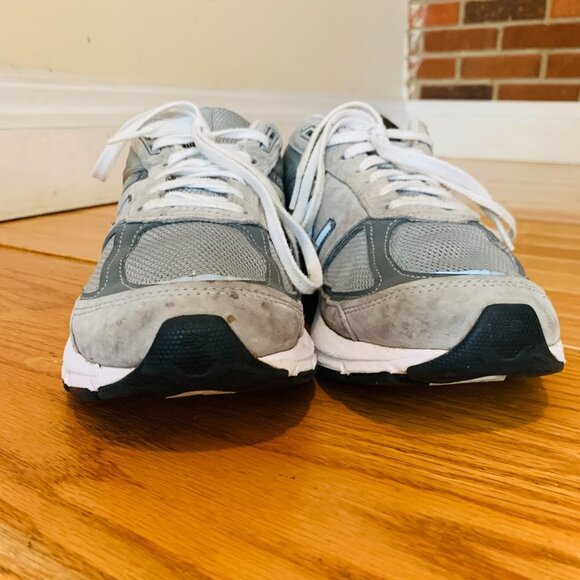 New Balance 990v5 “Castlerock” Grey Silver Sneaker Women's Size 9.5 Men's size 8 - Picture 5 of 11